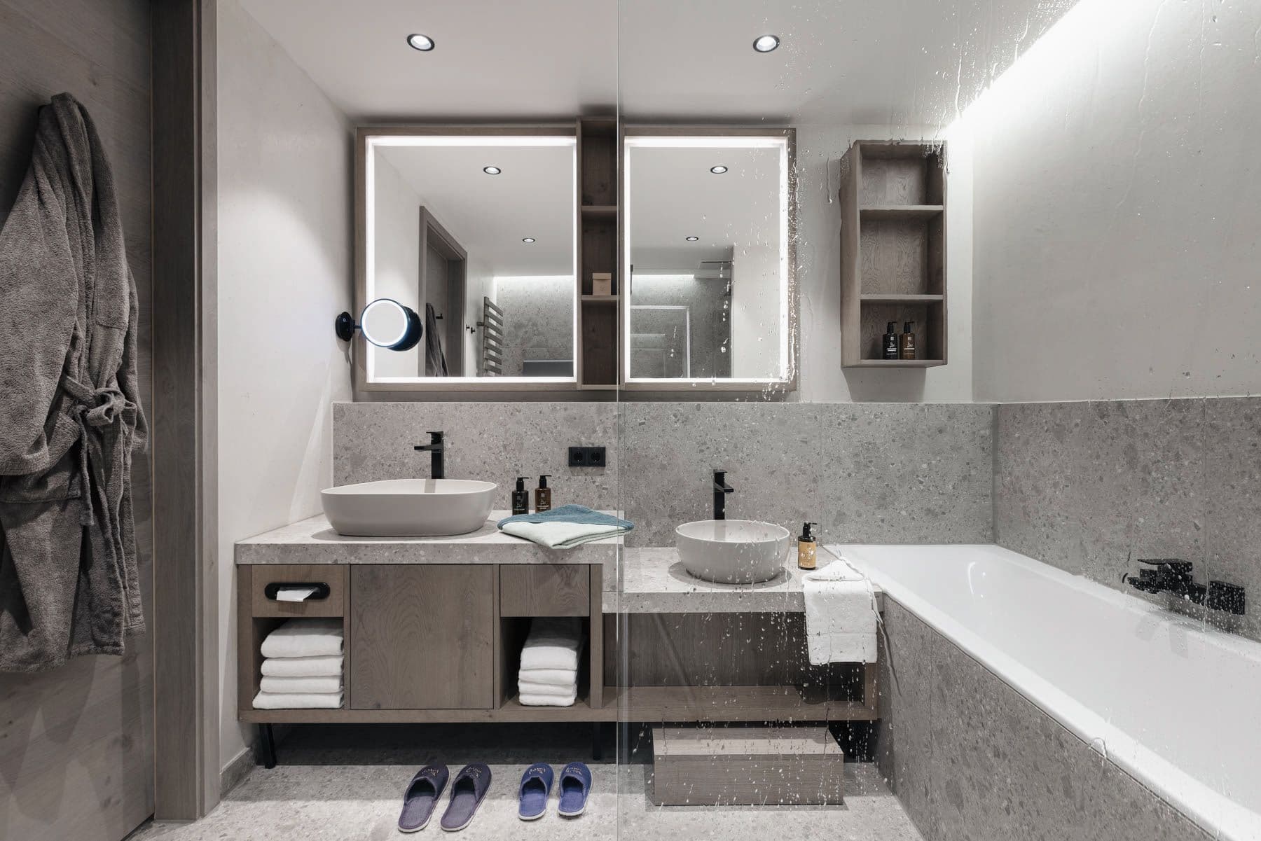 Grand Nest Badezimmer.jpg